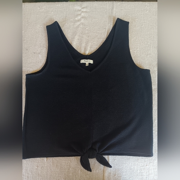 Madewell Tops - Madewell Black Sleeveless Crop Tie Front Tank Top